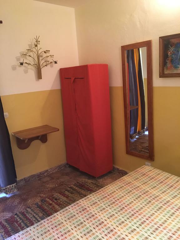 ホテル Chez Eric Gorée エクステリア 写真